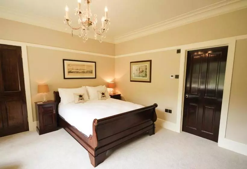 민박 Gellihaf House