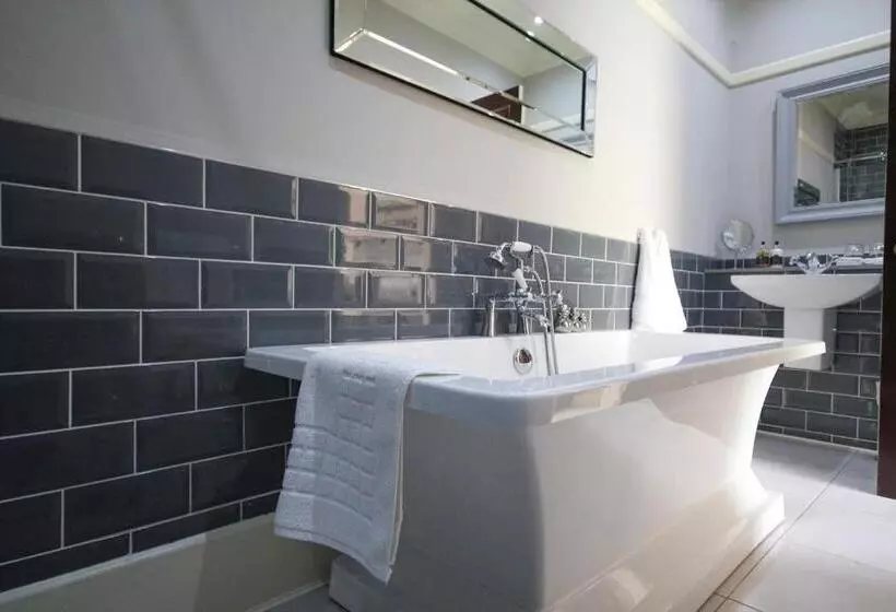 민박 Gellihaf House