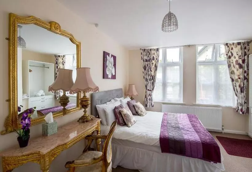 ベッドアンドブレックファースト Heywood Hall