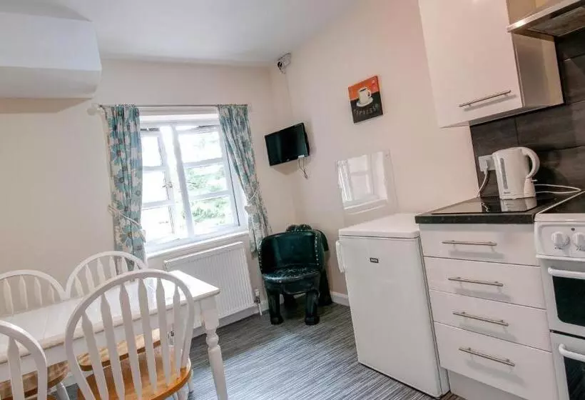 ベッドアンドブレックファースト Heywood Hall