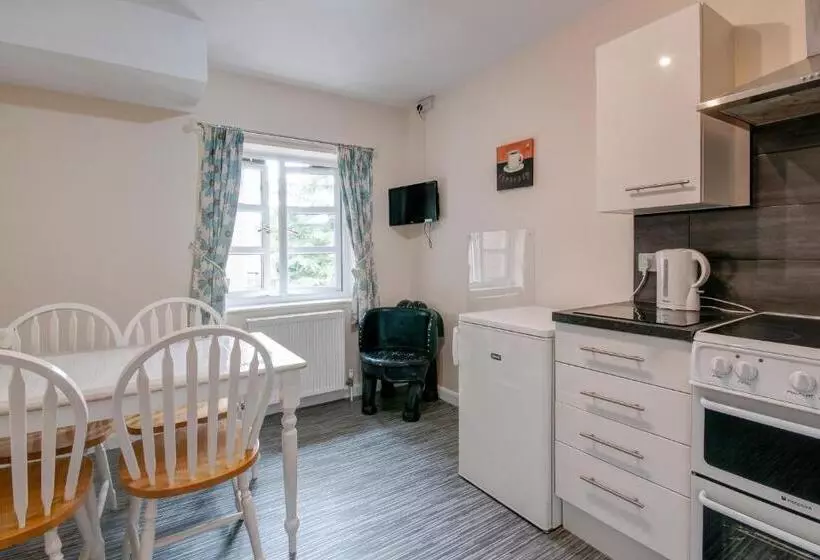 ベッドアンドブレックファースト Heywood Hall