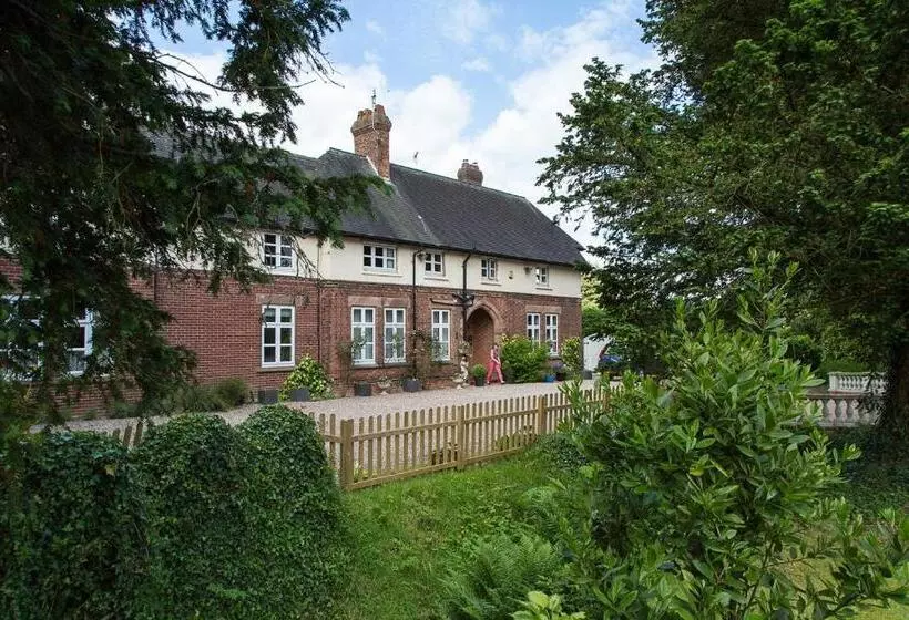 ベッドアンドブレックファースト Heywood Hall