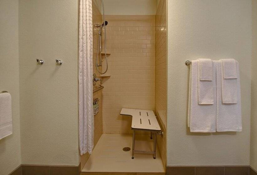 호텔 Candlewood Suites St Clairsville Wheeling Area, An Ihg