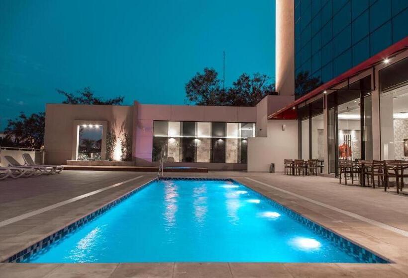 Carnaval Hotel Casino