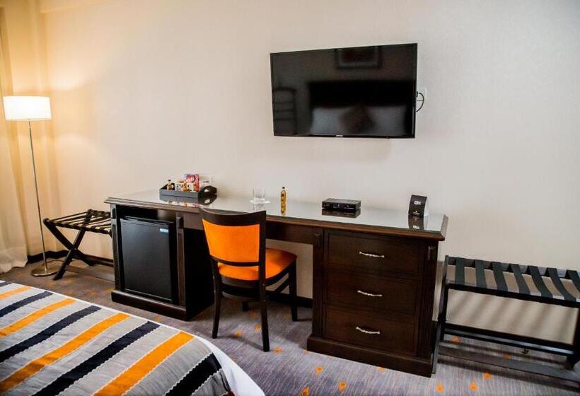 Carnaval Hotel Casino