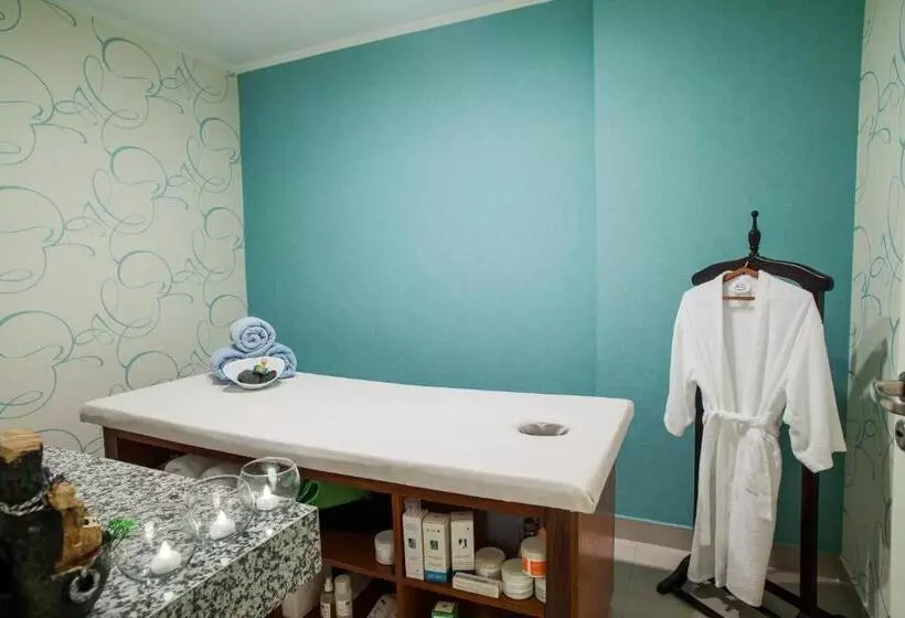 Carnaval Hotel Casino