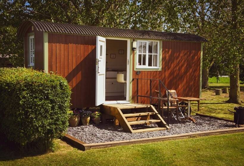 فندق Dawn Chorus Holidays