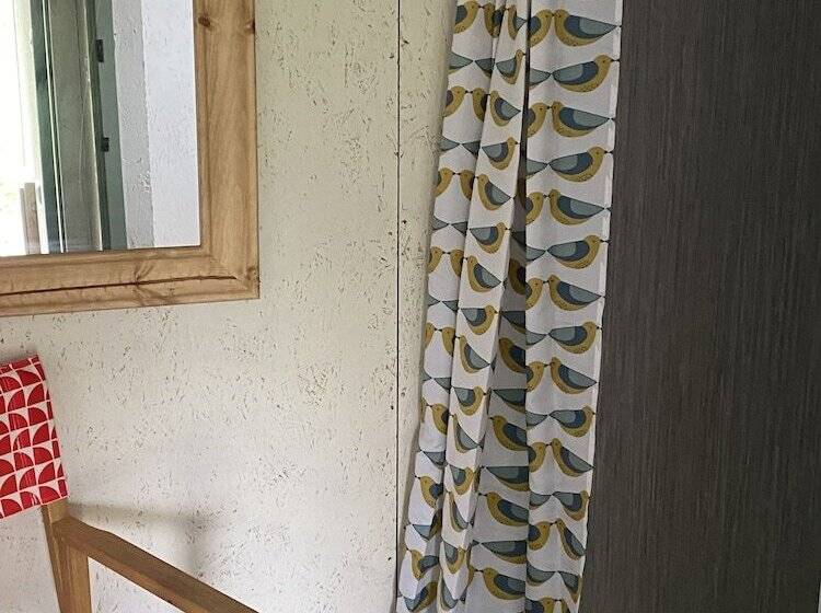 فندق Dawn Chorus Holidays