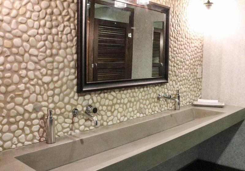 فندق Indigo Traverse City, An Ihg