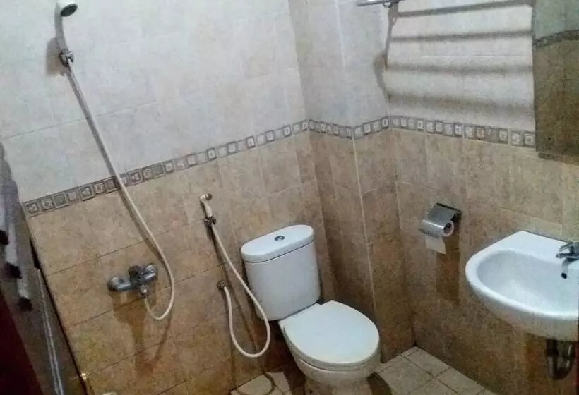 酒店 Attanaya Malioboro Suites Yogyakarta