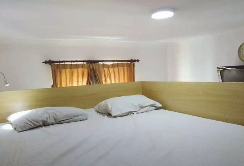 酒店 Attanaya Malioboro Suites Yogyakarta