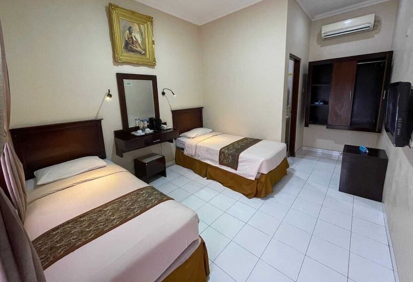 בית מלון כפרי Attanaya Malioboro Suites Yogyakarta