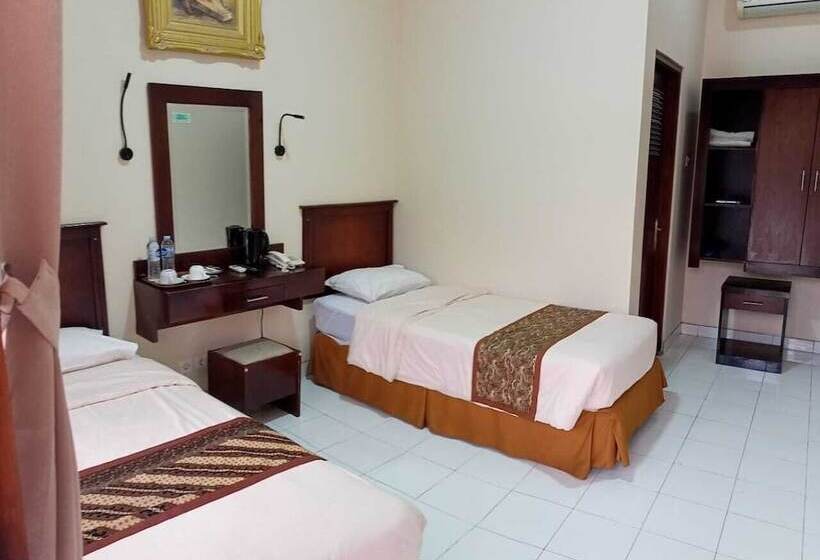 בית מלון כפרי Attanaya Malioboro Suites Yogyakarta
