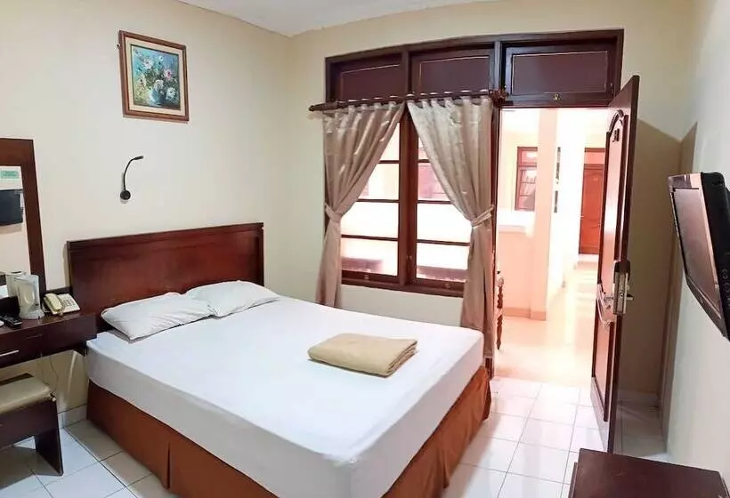 酒店 Attanaya Malioboro Suites Yogyakarta