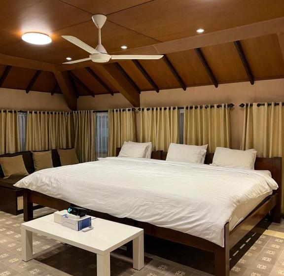 בית מלון כפרי Attanaya Malioboro Suites Yogyakarta