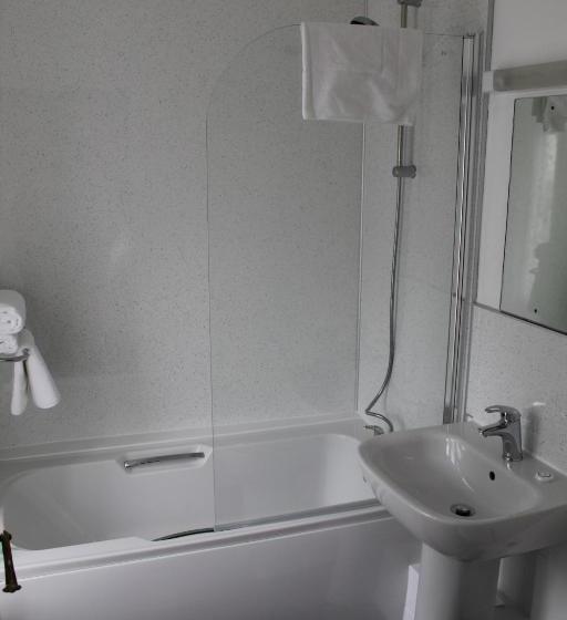 酒店 The Royal Oak