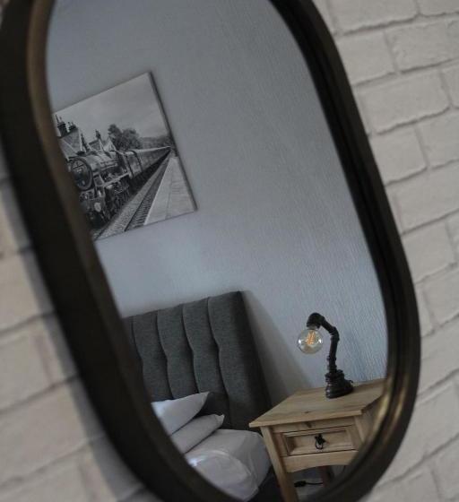 酒店 The Royal Oak