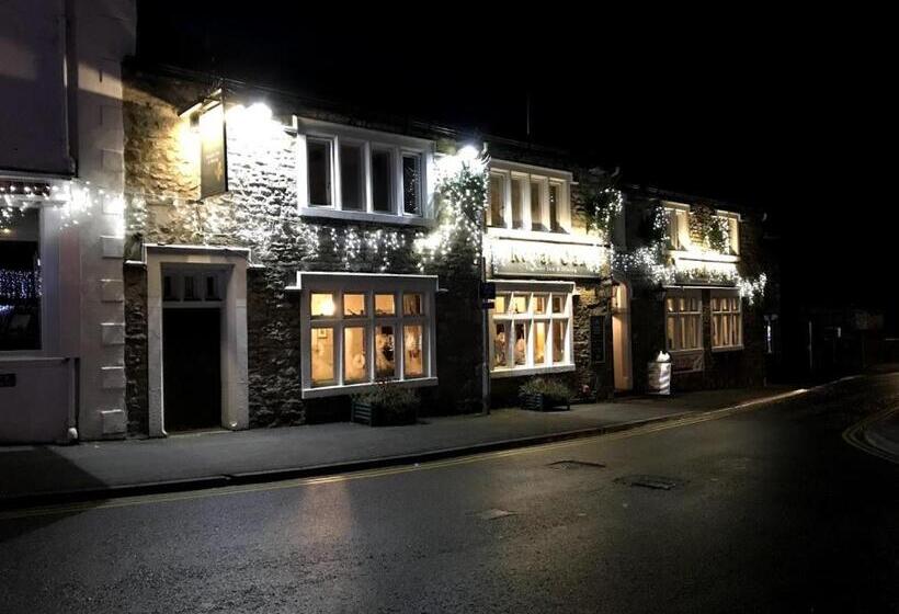 酒店 The Royal Oak