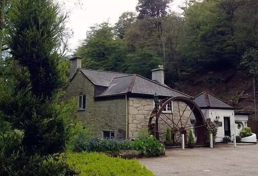 Hotel The Waterwheel