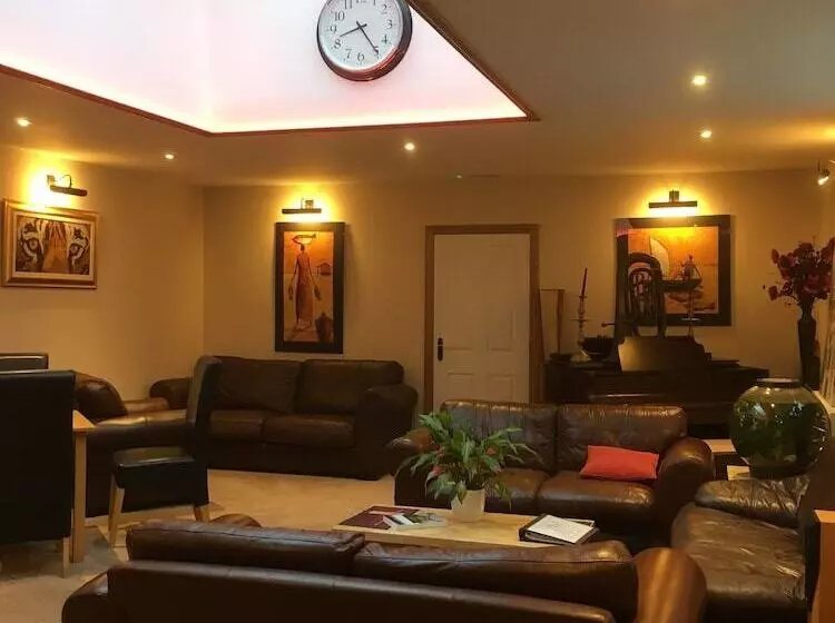 Hotel The Waterwheel