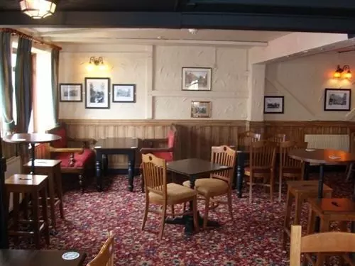 فندق The Windsor Trooper Pub & Inn