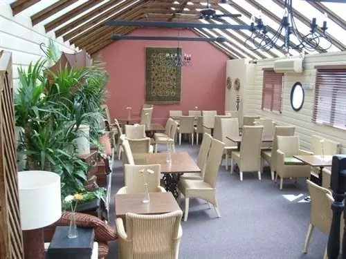 فندق The Windsor Trooper Pub & Inn