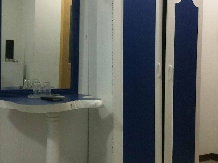 ホテル Villa Romero De Boracay