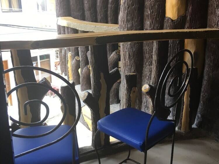 ホテル Villa Romero De Boracay