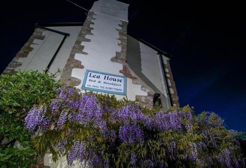 Lea House Bed And Breakfast