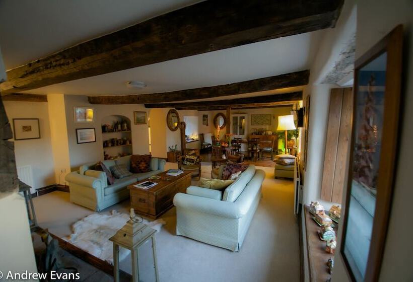 Lea House Bed And Breakfast