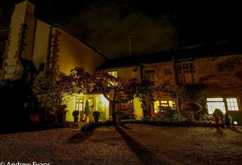 Lea House Bed And Breakfast