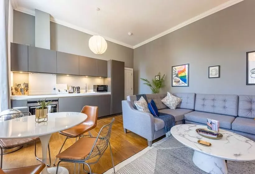 No1 Apartments Edinburgh   George Iv Bridge