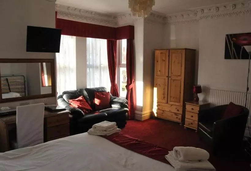 פנסיון Robyn's Guest House