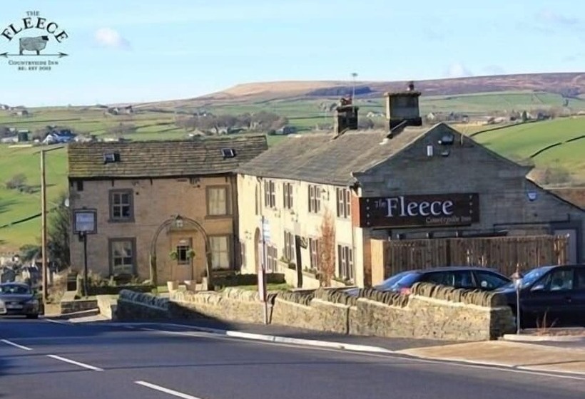 بنسيون The Fleece Inn