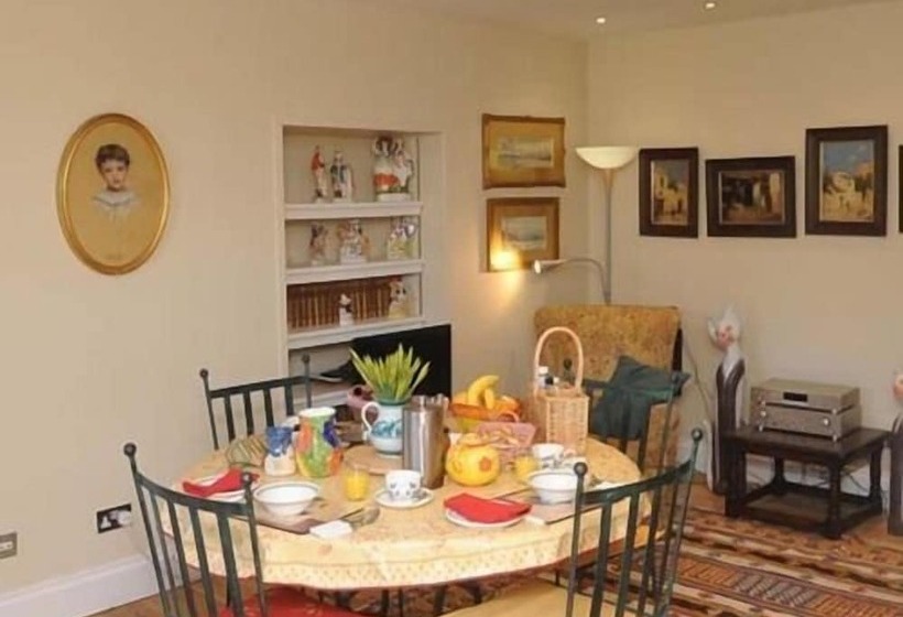 פנסיון Turks Hall