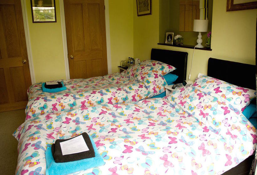 Silverstone Bed And Breakfast