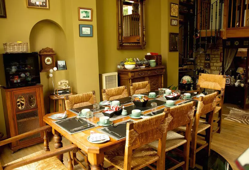 Silverstone Bed And Breakfast