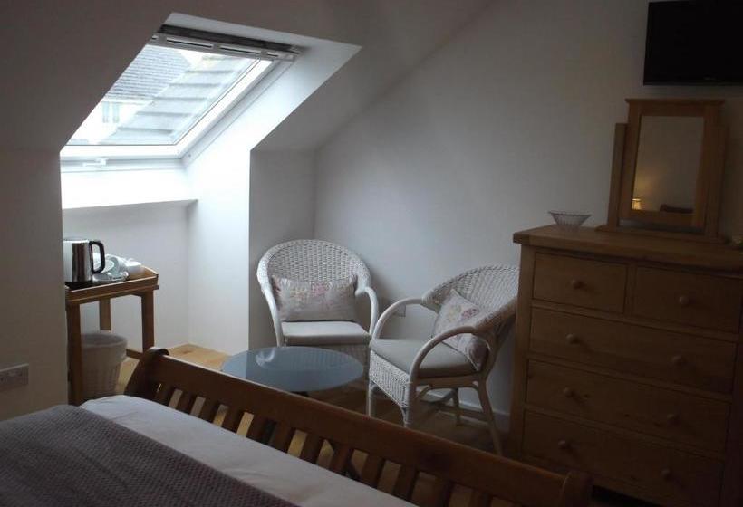 St Merryn Bed And Breakfast