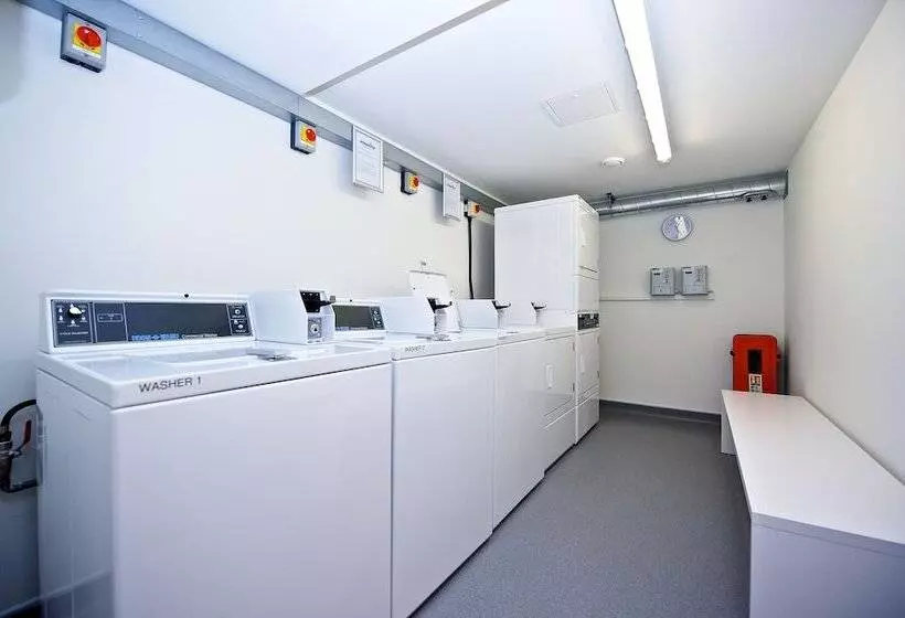 Staycity Aparthotels, London, Deptford Bridge