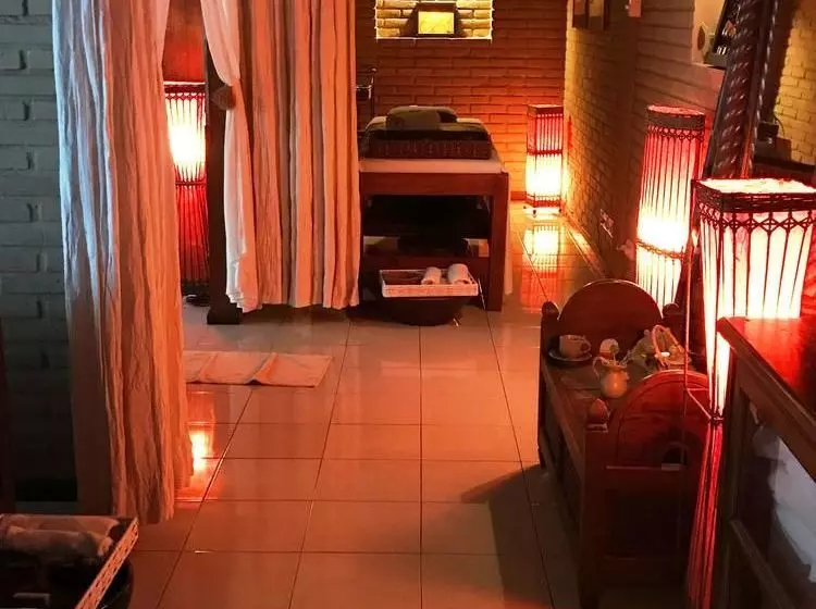 Tauch Terminal Resort Tulamben & Spa