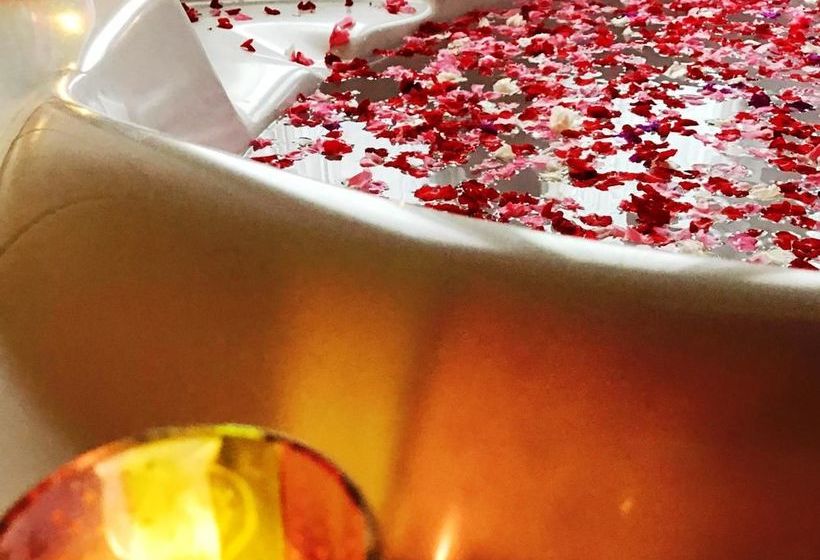 Tauch Terminal Resort Tulamben & Spa