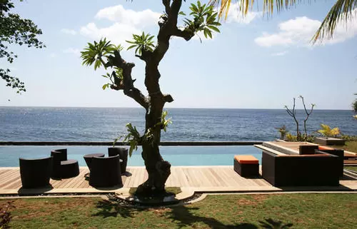 Tauch Terminal Resort Tulamben & Spa