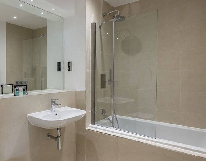 The Heights At Athena Court