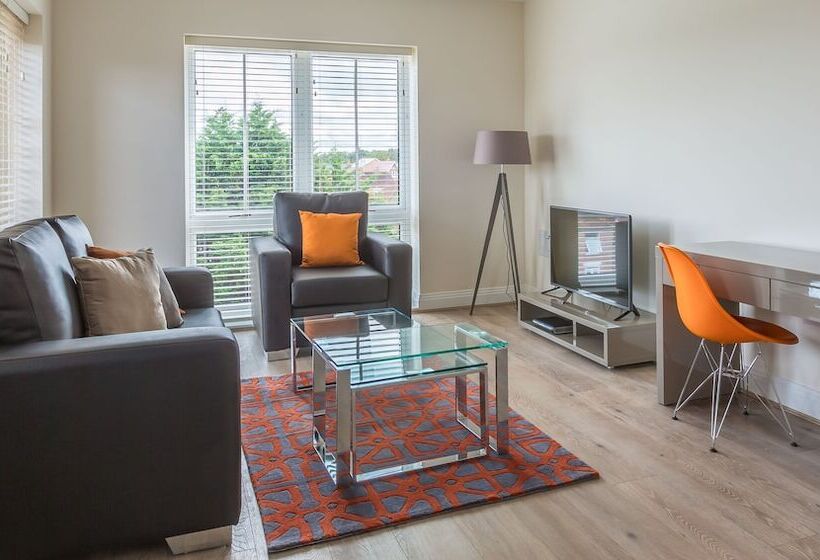 The Heights At Athena Court