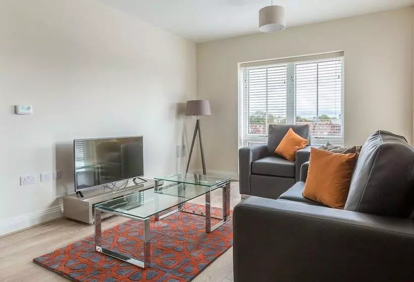 The Heights At Athena Court