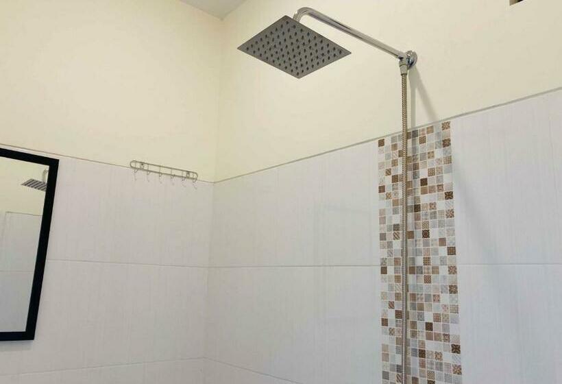 בית מלון כפרי Hartono Inn Seturan Mitra Reddoorz