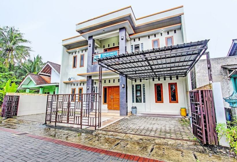 호텔 Oyo 92071 Yusman Homestay
