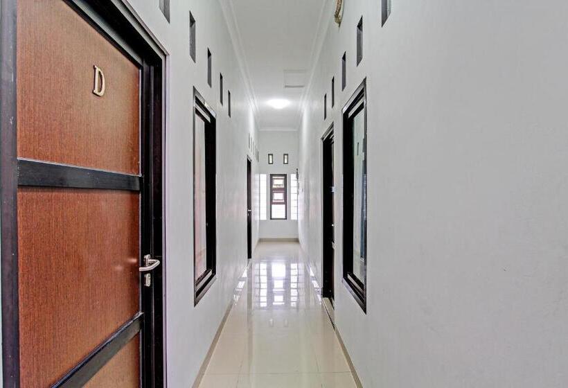 호텔 Oyo 92071 Yusman Homestay