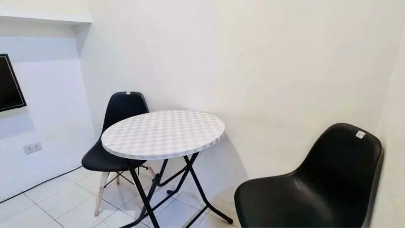 2 Br Staycation Beside Enchanted Kingdom