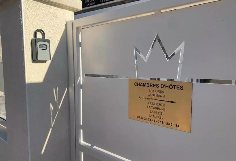 ベッドアンドブレックファースト La Corsa Chambre Familiale Deluxe